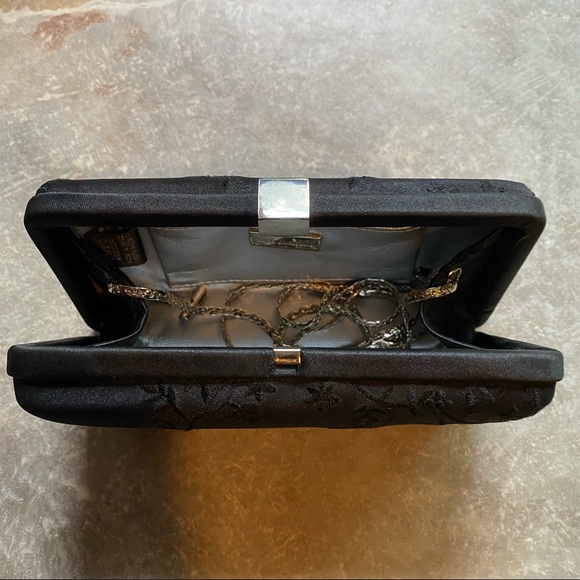 Vintage 80s Enzo Angiolini Floral Embroidered Black Satin Clutch Bag - Picture 10 of 11